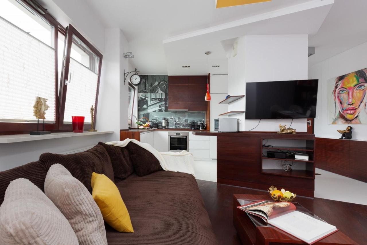 Spacious Suite With A Hammock And Terrace By Renters Prestige Warszawa Zewnętrze zdjęcie