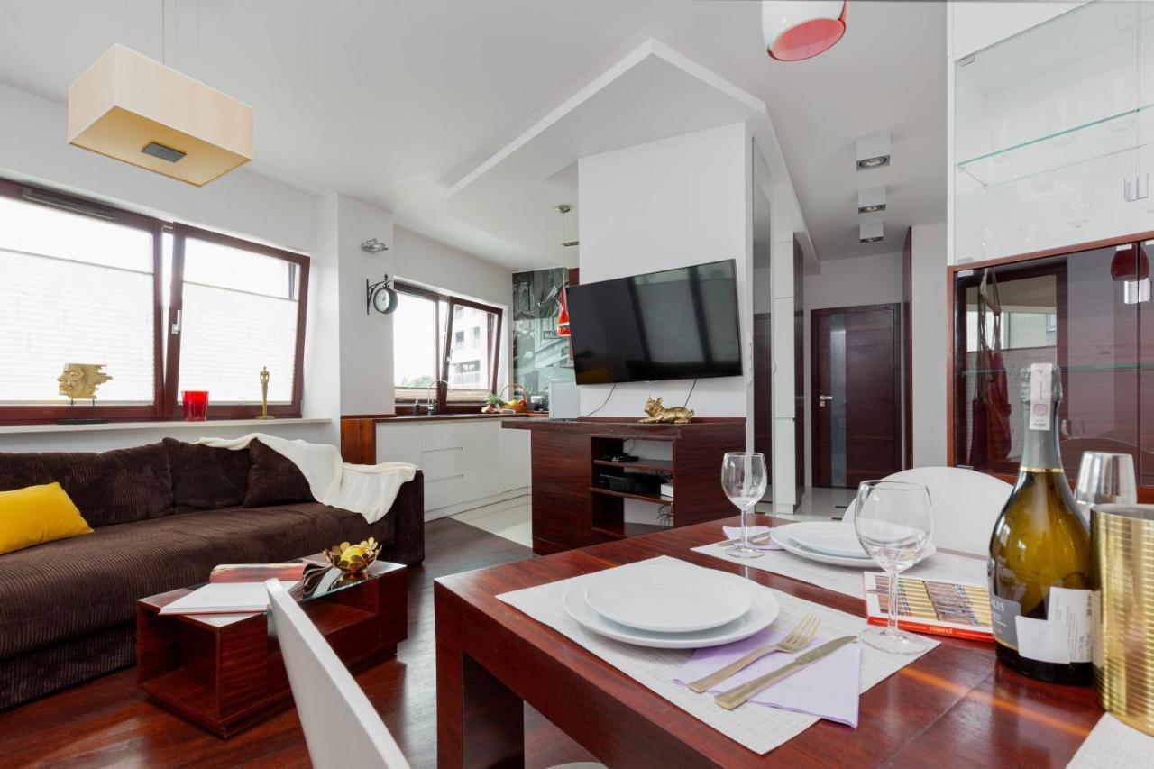 Spacious Suite With A Hammock And Terrace By Renters Prestige Warszawa Zewnętrze zdjęcie