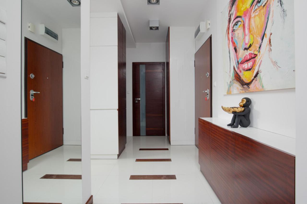 Spacious Suite With A Hammock And Terrace By Renters Prestige Warszawa Zewnętrze zdjęcie