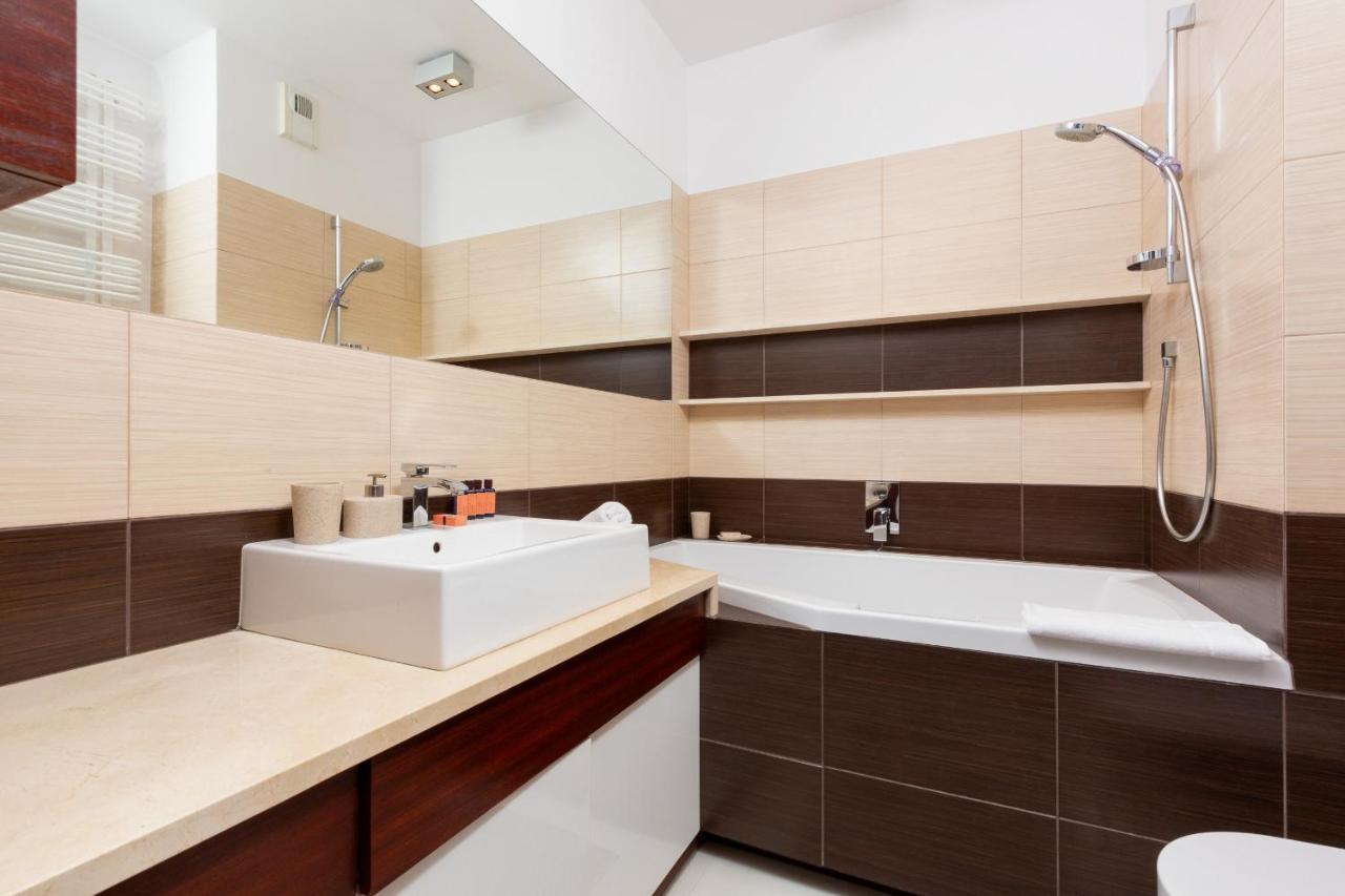 Spacious Suite With A Hammock And Terrace By Renters Prestige Warszawa Zewnętrze zdjęcie
